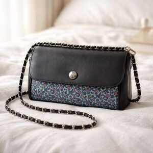 Coach Reversible Black/Beige Floral Crossbody Bag Look At All The Pictures EUC